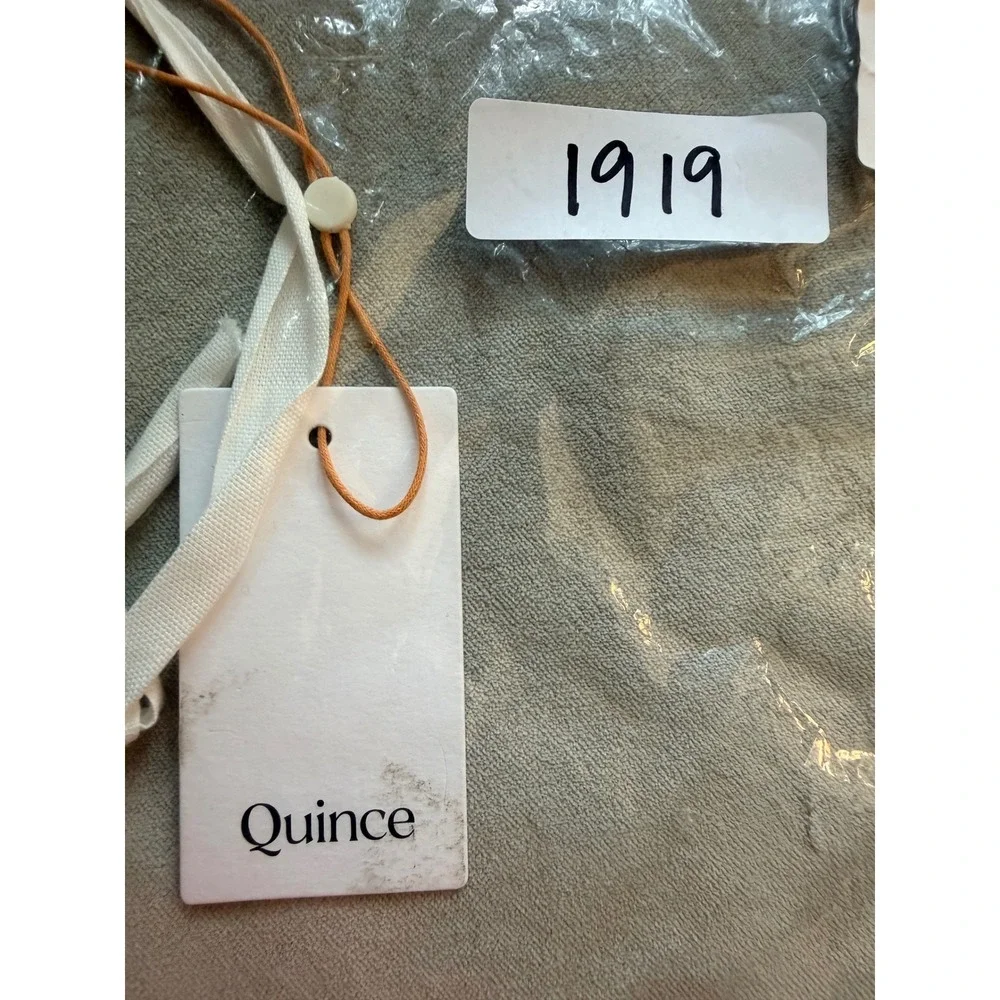 NWOT QUINCE Light Grey Room Darkening Cotton Velvet Modern Luxury Curtain 48x108